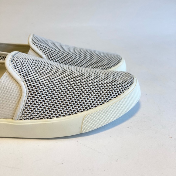 Vince White Cream Canvas Rubber Sole Sneakers size 6.5 - Picture 4 of 12